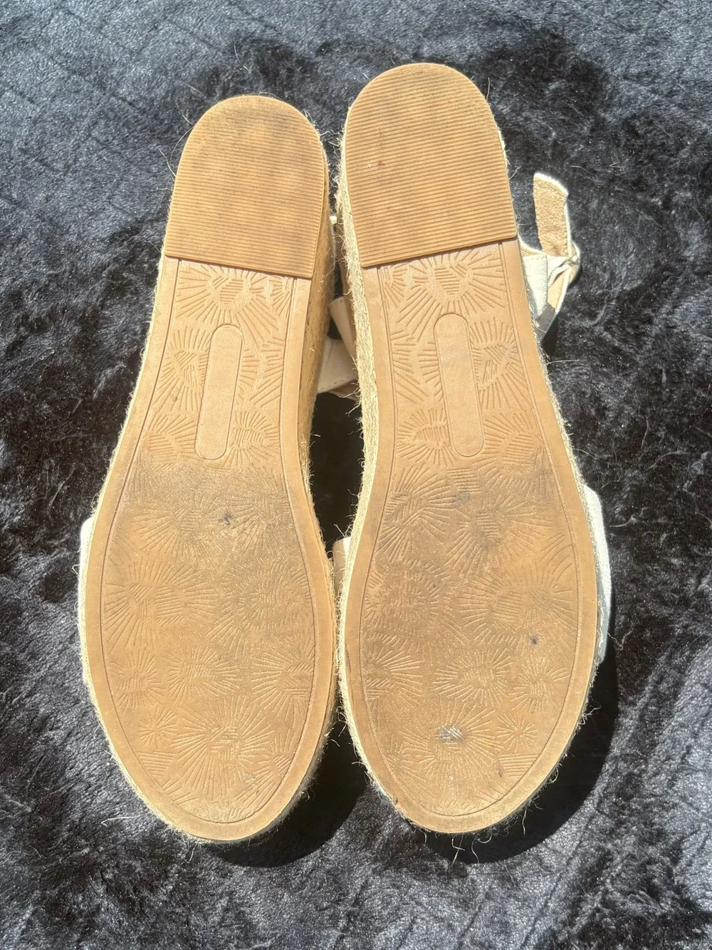 crown & ivy Cream Espadrille Platform Sandals with Ankle Strap Women’s Size 9